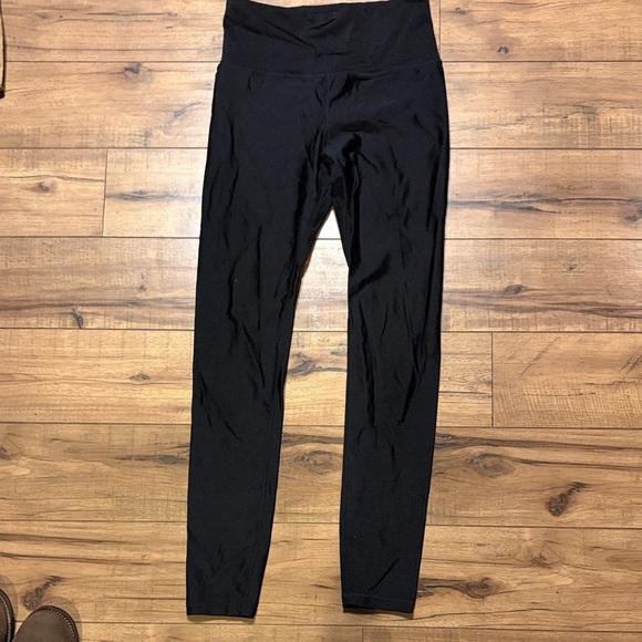 Athleta Pants - Athleta Elation Shine Leggings in Black